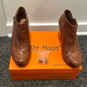 Miz Mooz leather ankle bootie